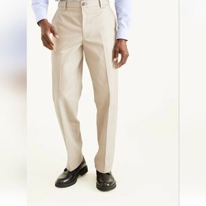Dockers Flat Front Classic Fit